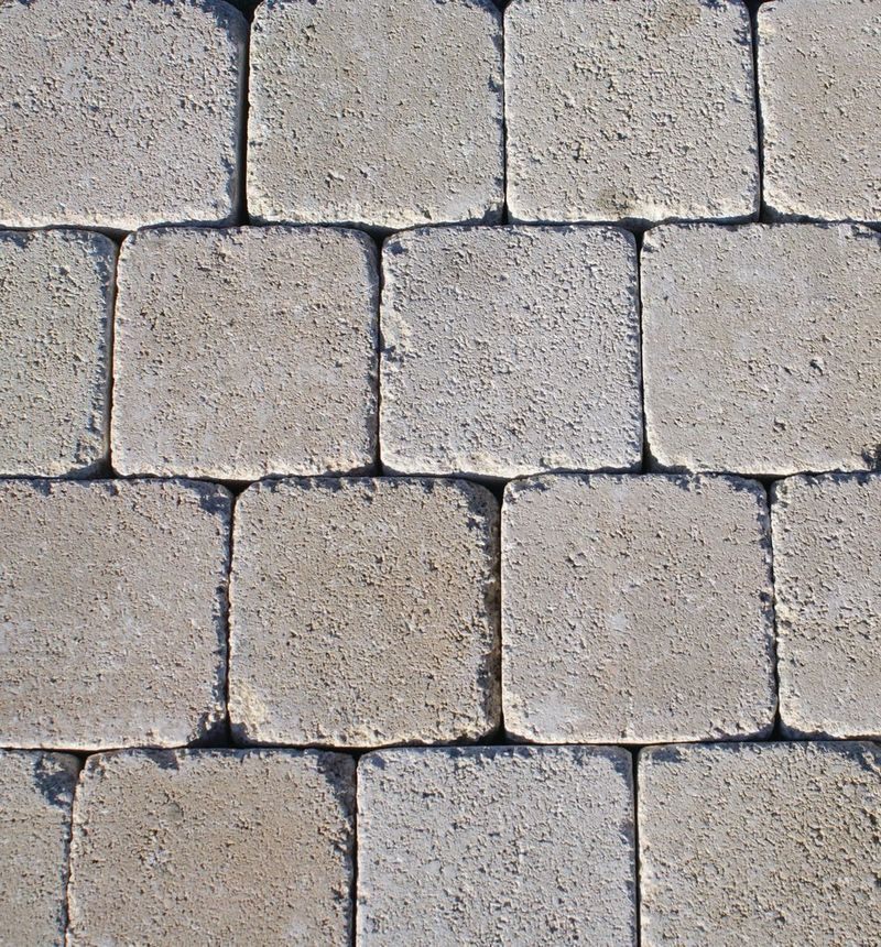 pave-beton-bastille-12x12-ep6cm-mont-blanc-edycem-0
