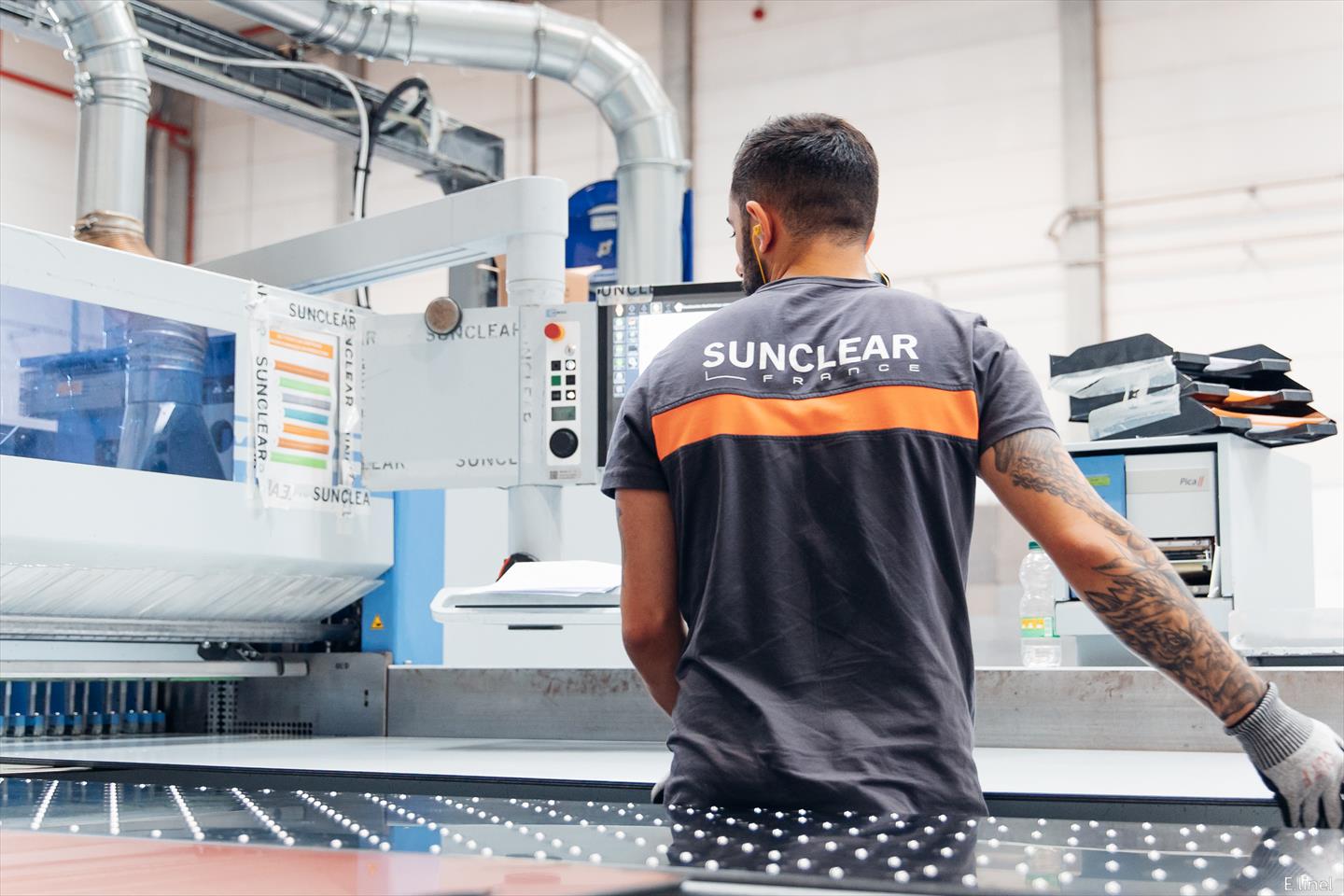 SUNCLEAR